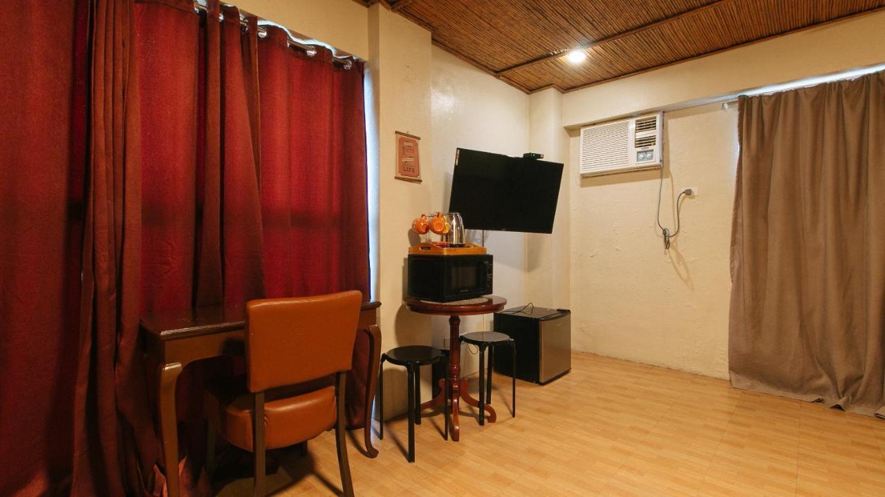 Reddoorz @ Manila Airport Hotel Paranaque City Exteriör bild